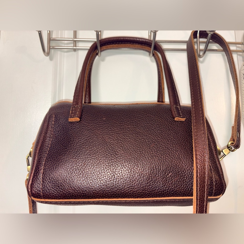 LIKE NEW Premium Portland Leather Small Sloan - Coldbrew Pebbled + Bonus Charm - Picture 15 of 16